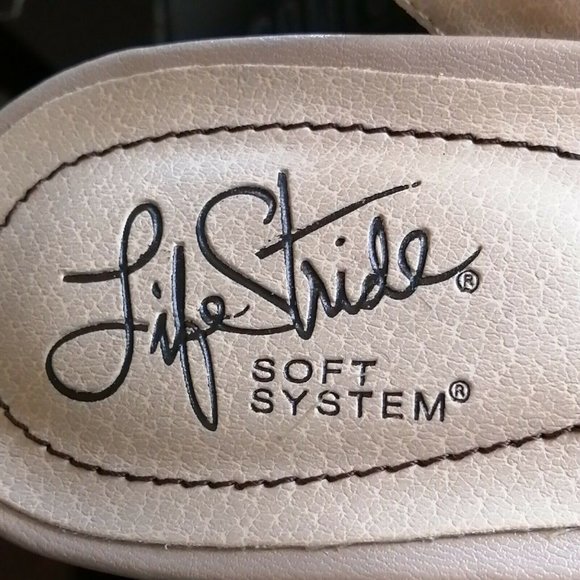 Life Stride Womens Cayana Ankle Strap Sandals Beige Block Heel Buckle 8.5M NEW - Picture 8 of 10